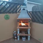 Villadunas - With Luxury Hot Tub And Tiki Roof Bar Сasa de vacaciones