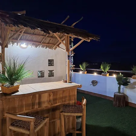Villadunas - With Luxury Hot Tub And Tiki Roof Bar *