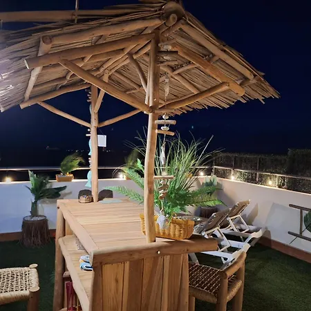 Villadunas - With Luxury Hot Tub And Tiki Roof Bar