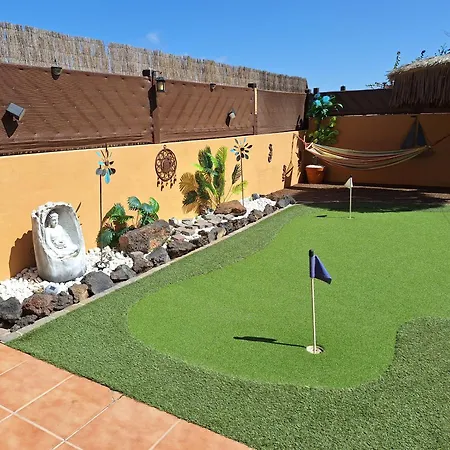 Villadunas - With Luxury Hot Tub And Tiki Roof Bar * Corralejo