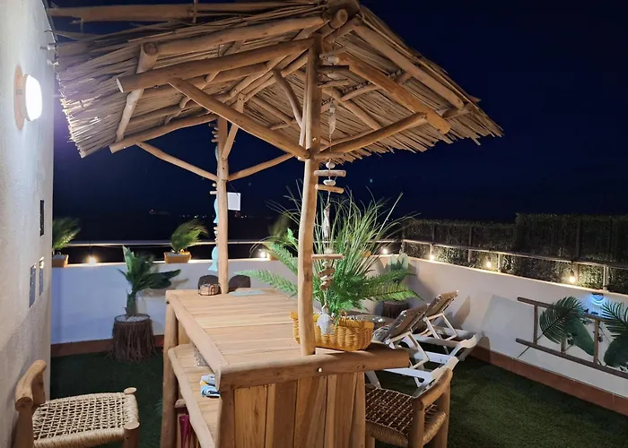 Villadunas - With Luxury Hot Tub And Tiki Roof Bar