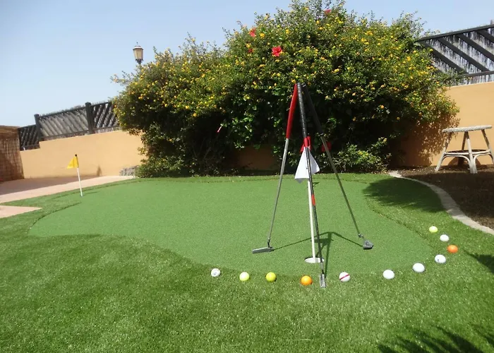 Villadunas - With Luxury Hot Tub And Tiki Roof Bar Corralejo